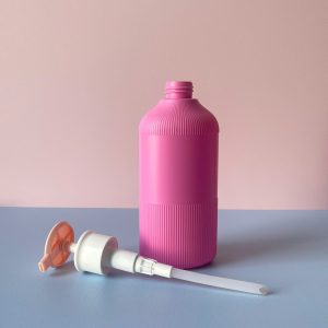 Chai Hồng đậm sọc HDPE vòi nhấn hồng