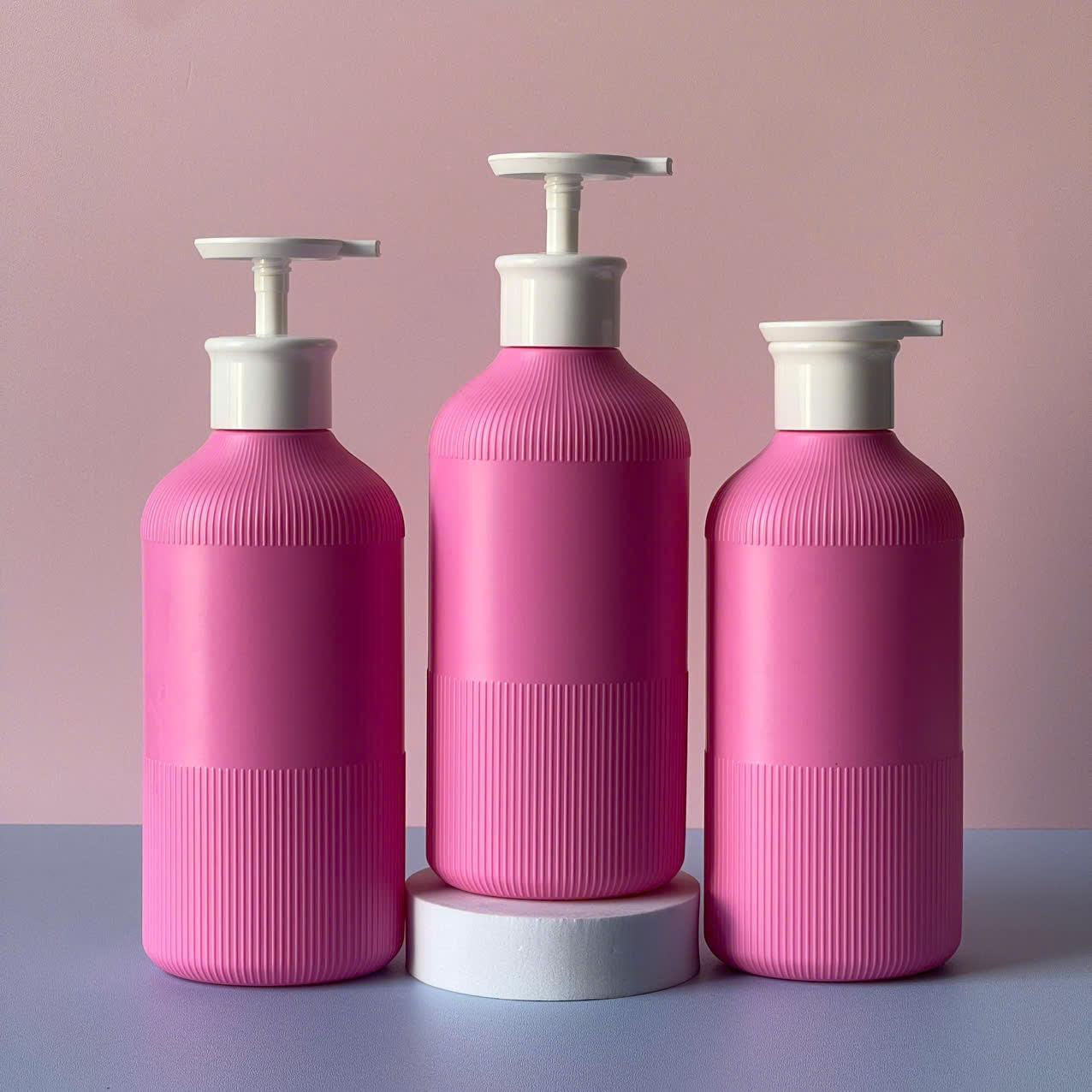 chai-hdpe-hong-dam-soc-voi-nhan-dep-trang-500ml-7 Chai hồng đậm sọc hdpe vòi nhấn dẹp trắng