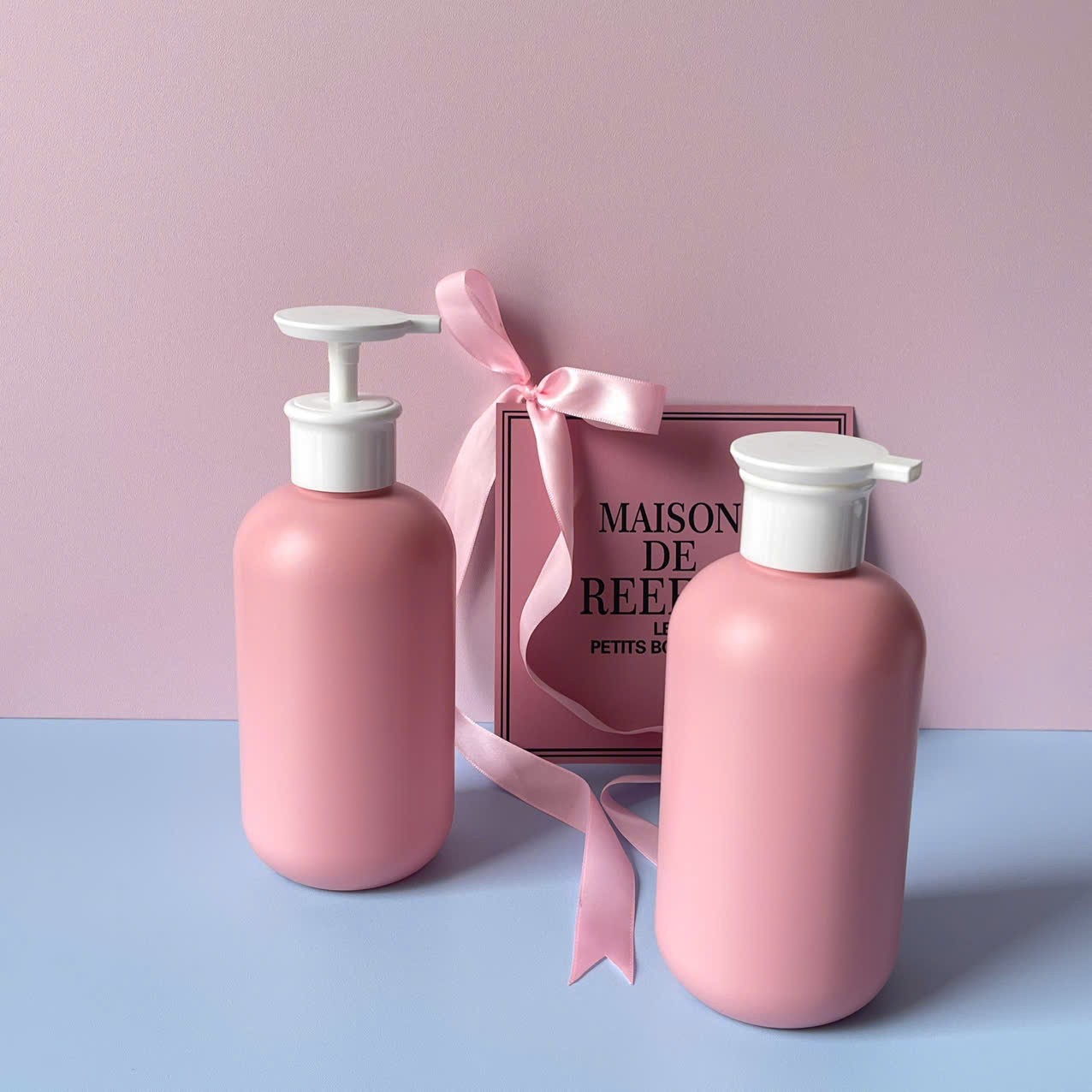 chai-hdpe-hong-voi-nhan-dep-trang-8 Chai HDPE hồng vòi nhấn dẹp