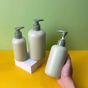 Chai HDPE xanh tròn vòi nhấn sóng xanh đậm