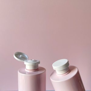 Chai PET Hồng vai ngang nắp bật Trắng