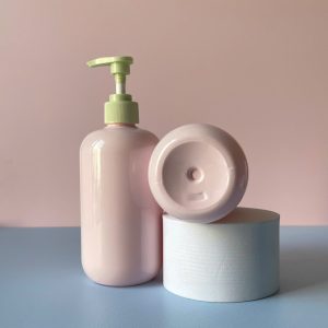 Chai PET Hồng vòi nhấn sóng sọc Xanh