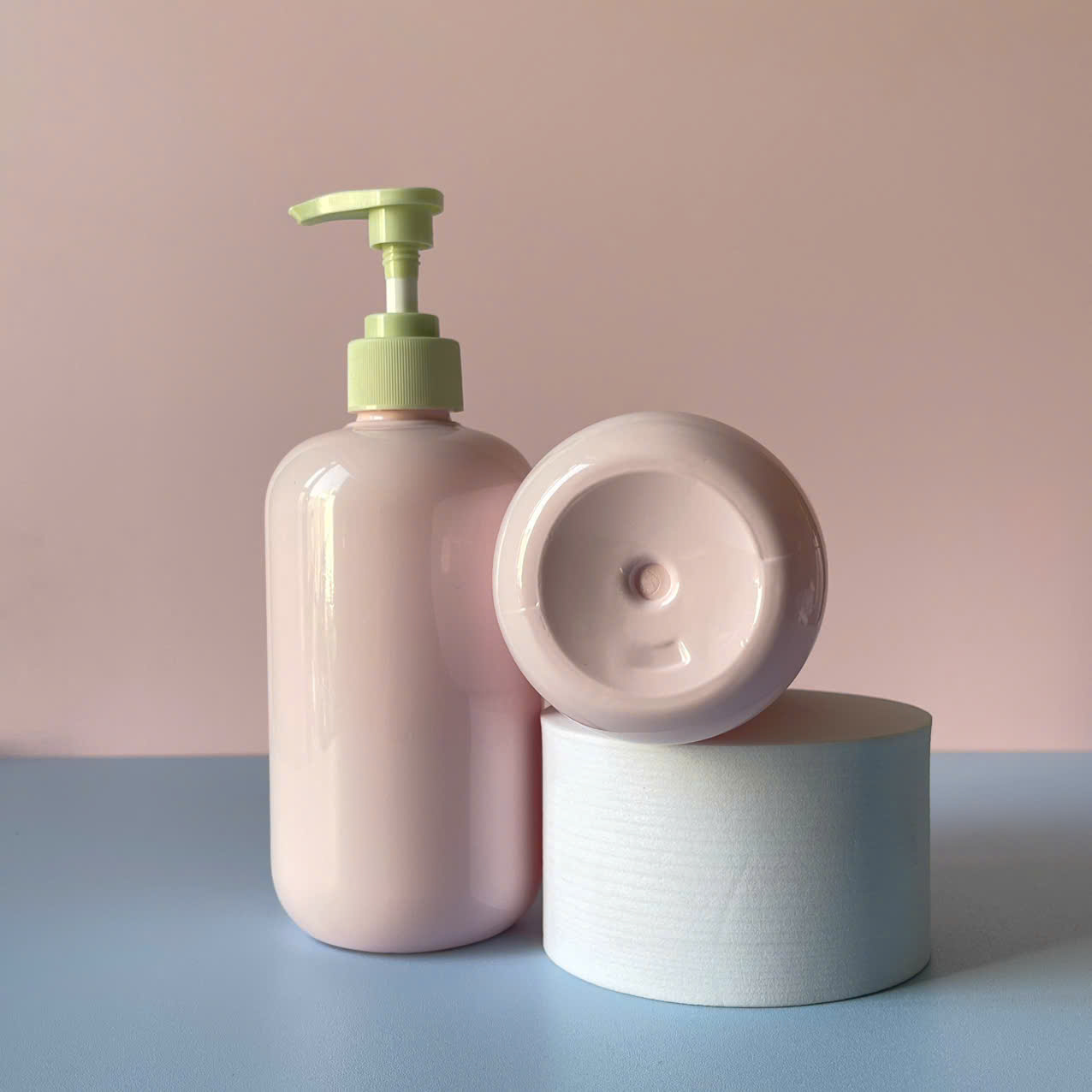 chai-pet-hong-voi-nhan-soc-xanh-500ml-1 Chai PET Hồng vòi nhấn sóng sọc Xanh