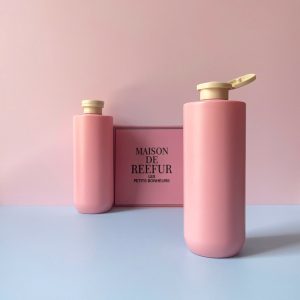 Chai HDPE vai ngang đáy bầu nắp bật nâu