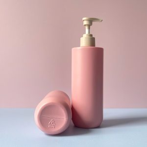 Chai nhựa HDPE hồng vai ngang vòi nhấn sóng nâu