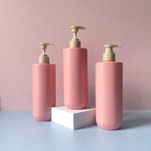 Chai nhựa HDPE vai ngang vòi nhấn sóng nâu trơn