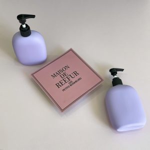 Chai HDPE thân tròn tím vòi nhấn sóng 300ml