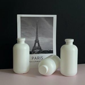 Chai HDPE tròn trắng nắp bật trắng