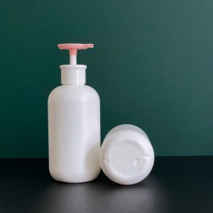 Chai HDPE tròn trắng vòi nhấn dẹp trắng hồng xanh