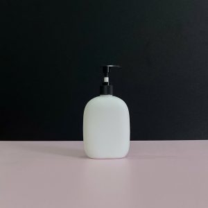 Chai HDPE thân tròn trắng vòi nhấn sóng