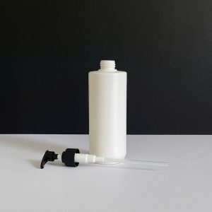 Chai HDPE trắng vai ngang vòi nhấn sọc