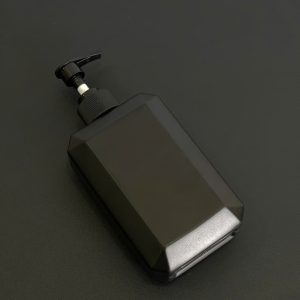 Chai HDPE Vuông Xanh Dương vòi nhấn dẹp Đen Nhám