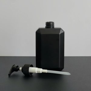 Chai HDPE Vuông Xanh Dương vòi nhấn dẹp Đen Nhám