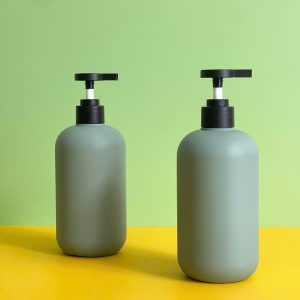 Chai HDPE xanh đậm vòi nhấn dẹp