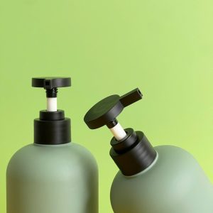 Chai HDPE xanh đậm vòi nhấn dẹp