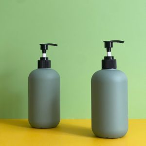 Chai HDPE xanh đậm vòi nhấn sóng đen