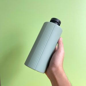 Chai HDPE 2 lớp xanh đậm nắp bật