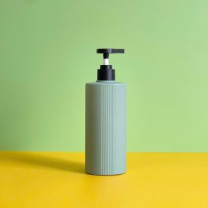 Chai HDPE 2 lớp xanh đậm vòi nhấn dẹp đen