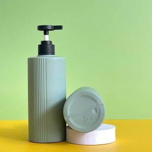 Chai HDPE 2 lớp xanh đậm vòi nhấn dẹp đen