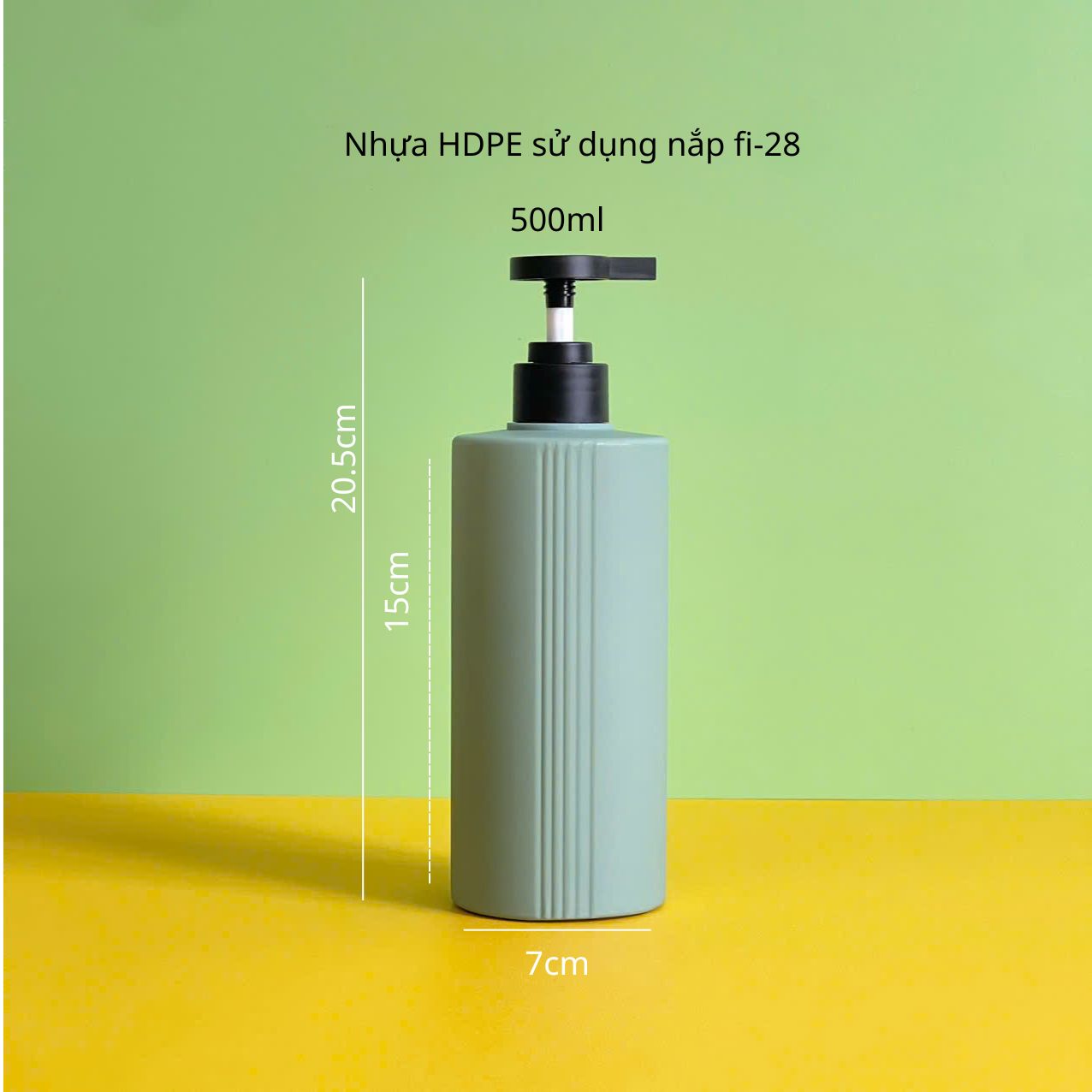 Chai HDPE sọc xanh đậm vòi nhấn dẹp đen