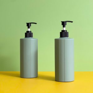 Chai HDPE 2 lớp xanh đậm vòi nhấn sóng đen