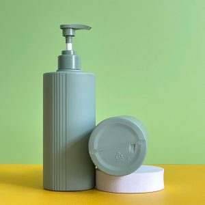 Chai HDPE sọc xanh đậm vòi nhấn sóng xanh