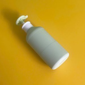 Chai HDPE xanh sọc vòi nhấn dẹp xanh