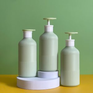 Chai HDPE xanh sọc vòi nhấn dẹp xanh