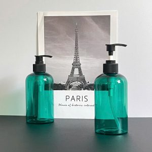 Chai PET xanh ngọc vòi nhấn sóng đen