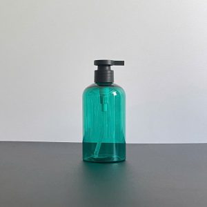 Chai PET xanh ngọc vòi nhấn dẹp đen nhám