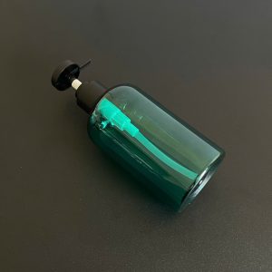 Chai PET xanh ngọc vòi nhấn dẹp đen nhám