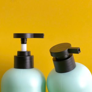Chai HDPE Xanh Mint Tròn Lùn Vòi Nhấn Đen Nhám