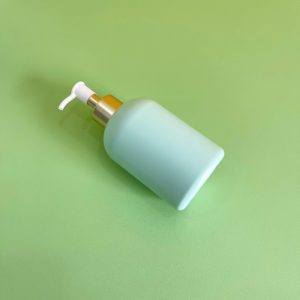 Chai HDPE Xanh Mint Tròn Lùn Vòi Nhấn Trắng