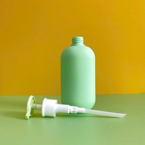 Chai đựng sữa tắm xanh hình trụ HDPE vòi nhấn dẹp xanh lá