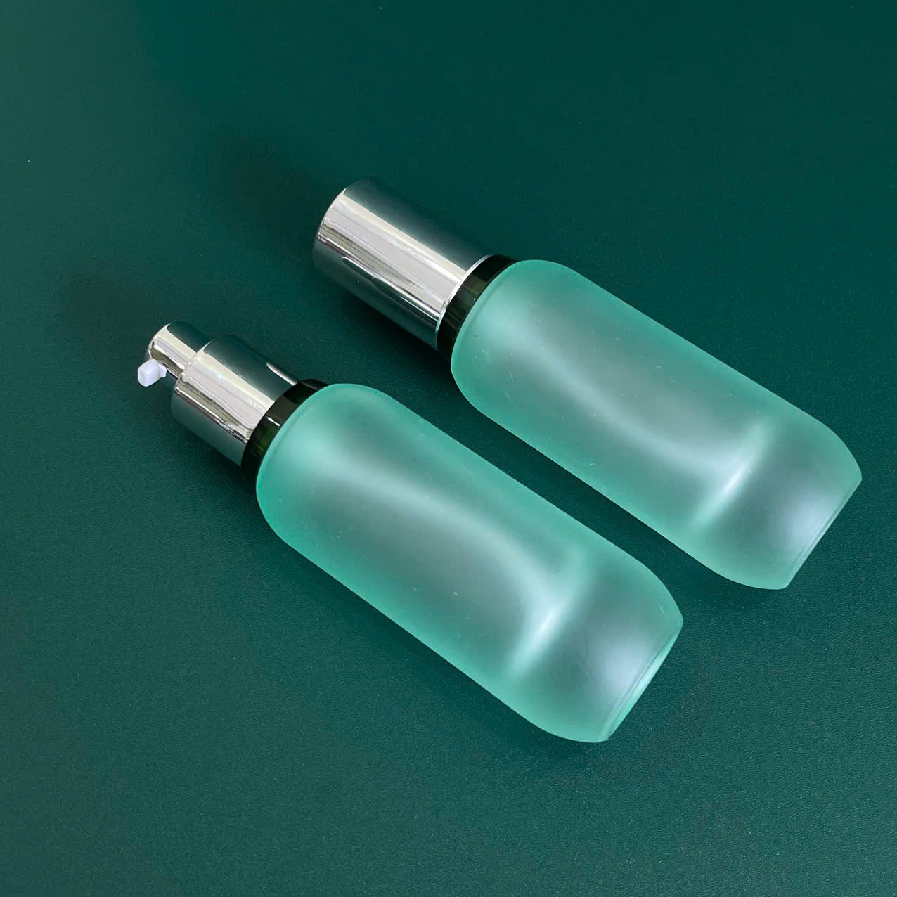 z6623547377545_f544827aaeebad3cb79b43b6cdfbd099 Chai Serum Xịt Giọt Xanh Nhám 50ml