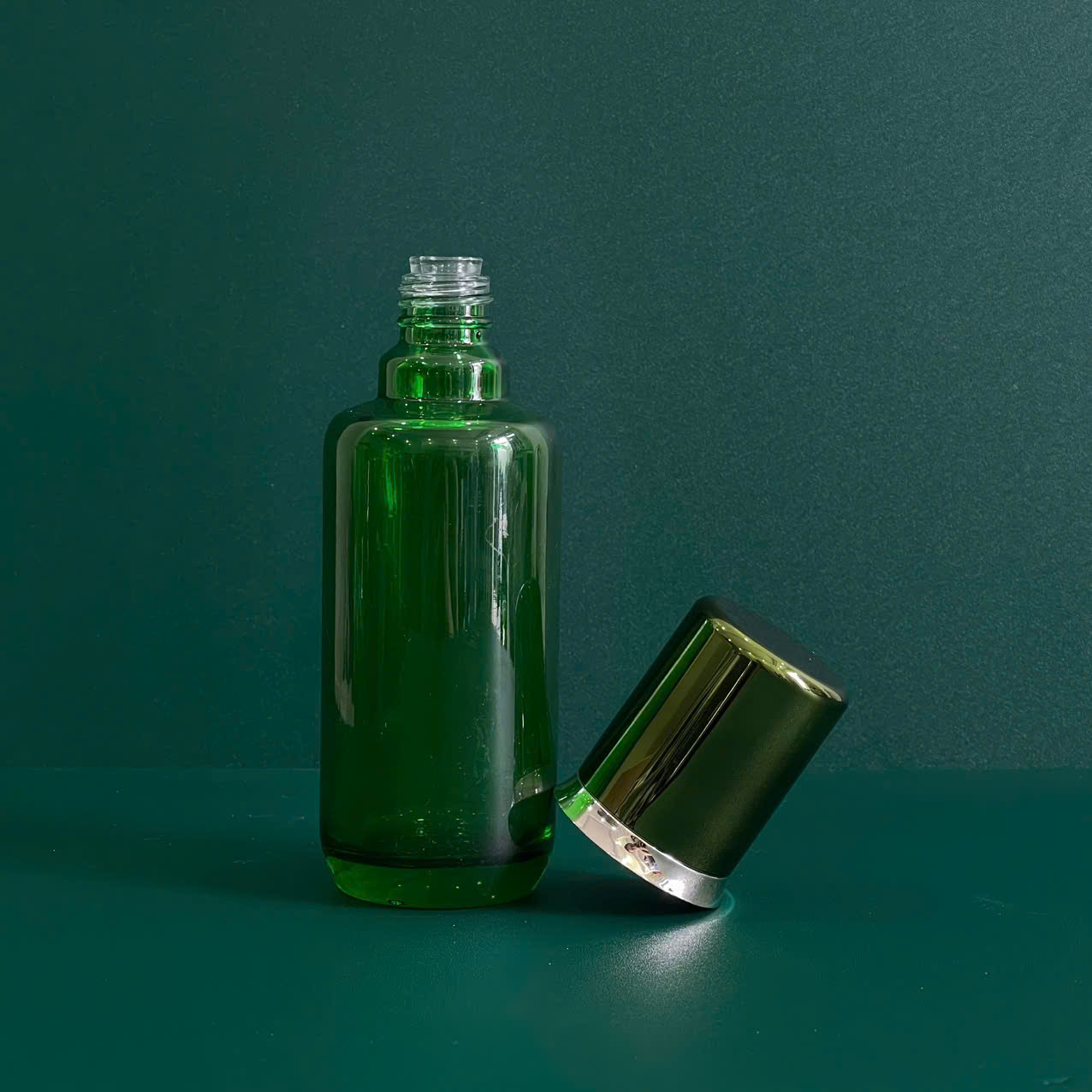 z6624093689410_754a2562f68201da87039132d1f24304 Chai Tinh Dầu Xanh Lá 50 & 100ml